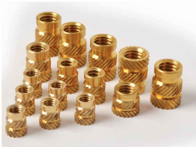 צילום טכני וכלי עבודה