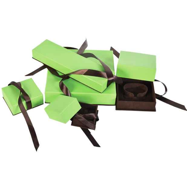 צילום קופסאות לתכשיטים בהתאמת